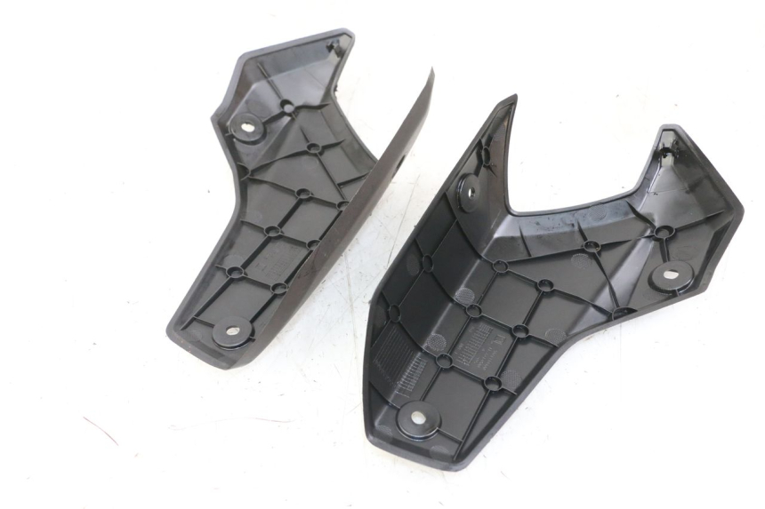 photo de REAR MIDDLE PANEL PEUGEOT STREETZONE 4T 50 (2018 - 2023) - Component detail