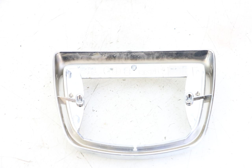 photo de REAR MIDDLE PANEL PIAGGIO VESPA LX IE 125 (2010 - 2012) - Technical close-up