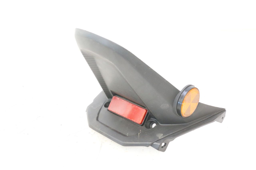 photo de REAR MIDDLE PANEL BAIKU SAKURA 1 (2021 - 2025) - Alternative perspective