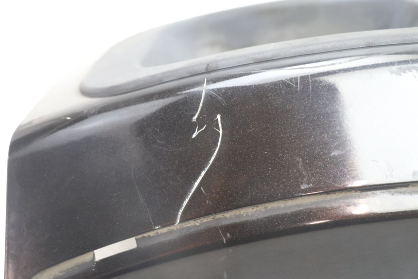 photo de REAR FAIRING JUNCTION PEUGEOT SATELIS 125 (2006 - 2009) - Technical close-up