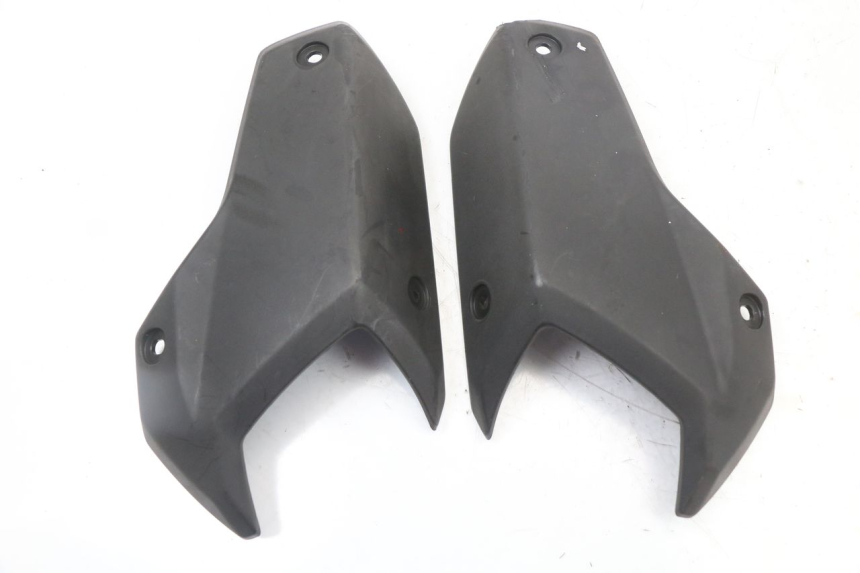 photo de REAR MIDDLE PANEL PEUGEOT STREETZONE 2T 50 (2014 - 2019) - Main view