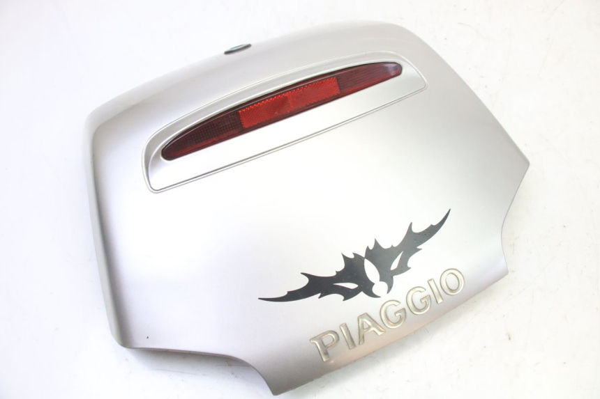 photo de REAR MIDDLE PANEL PIAGGIO SUPER LX 125 (2000 - 2003) - Component detail
