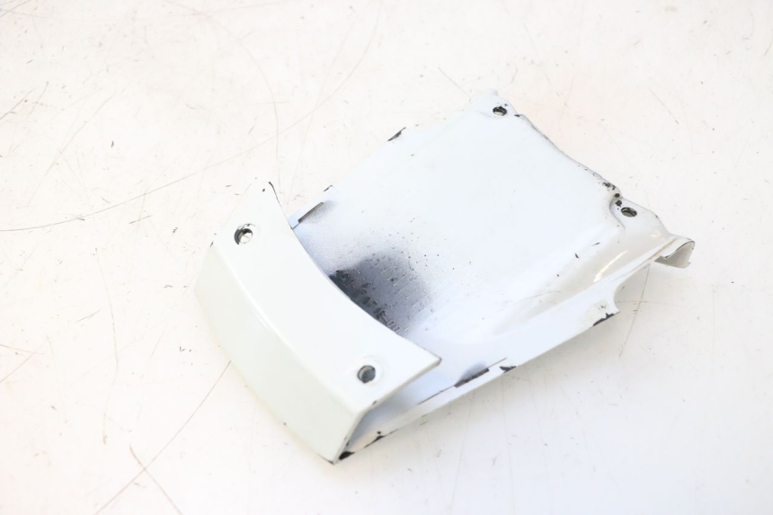 photo de REAR UPPER MIDDLE PANEL MBK BOOSTER ROCKET 50 (2004 - 2016) - Zoom on usage condition