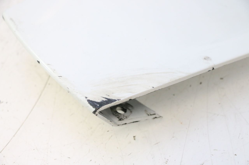 photo de REAR UPPER MIDDLE PANEL MBK BOOSTER ROCKET 50 (2004 - 2016) - Fixing points details