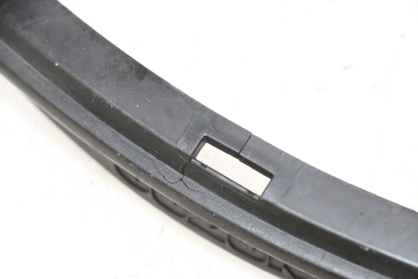 photo de REAR UPPER MIDDLE PANEL SUZUKI BURGMAN 650 (2013 - 2020) - Component detail
