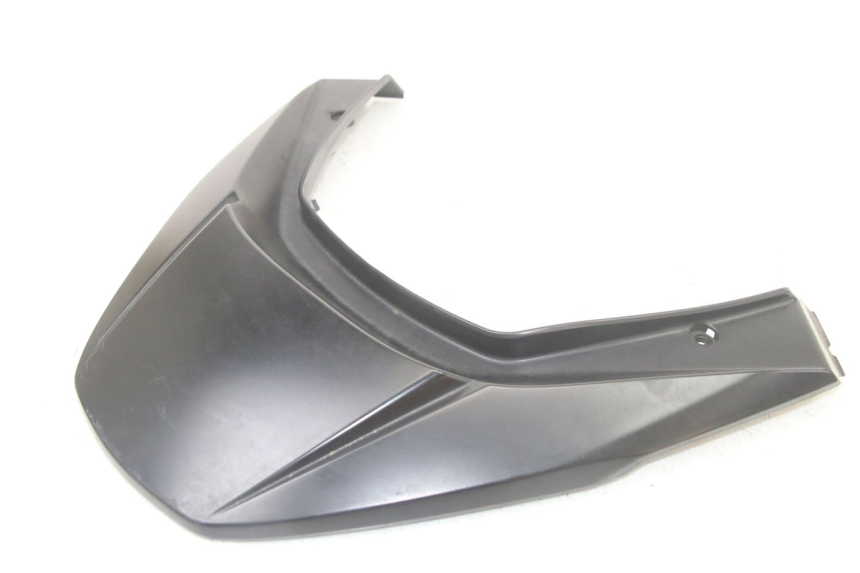 photo de REAR UPPER MIDDLE PANEL HONDA FORZA 125 (2021 - 2025) - Zoom on usage condition