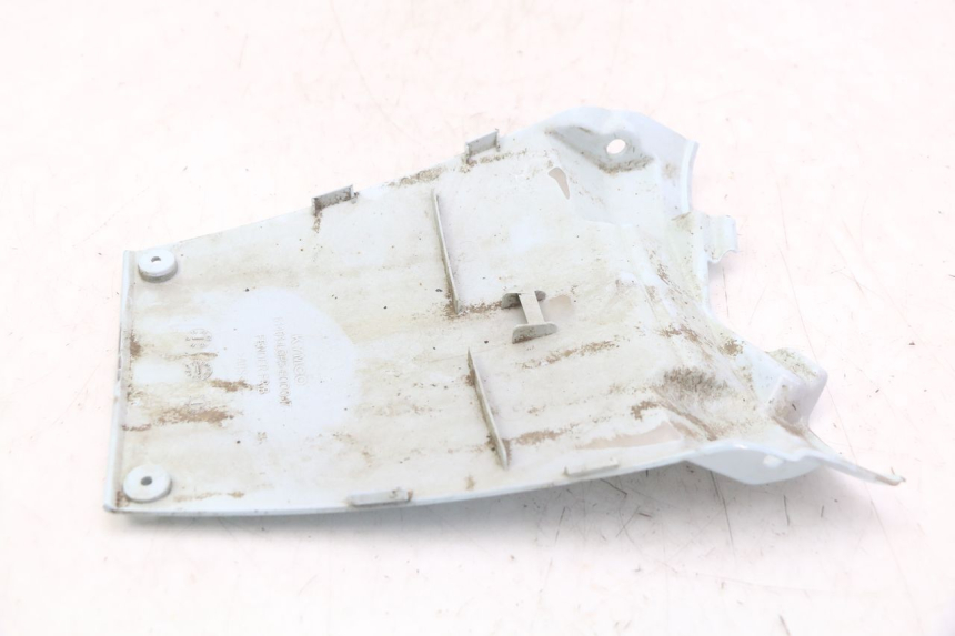 photo de REAR UPPER MIDDLE PANEL KYMCO LIKE 4T 50 (2009 - 2018) - Technical close-up