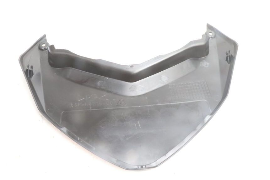 photo de REAR UPPER MIDDLE PANEL YAMAHA N-MAX NMAX 125 (2021 - 2024) - Alternative perspective