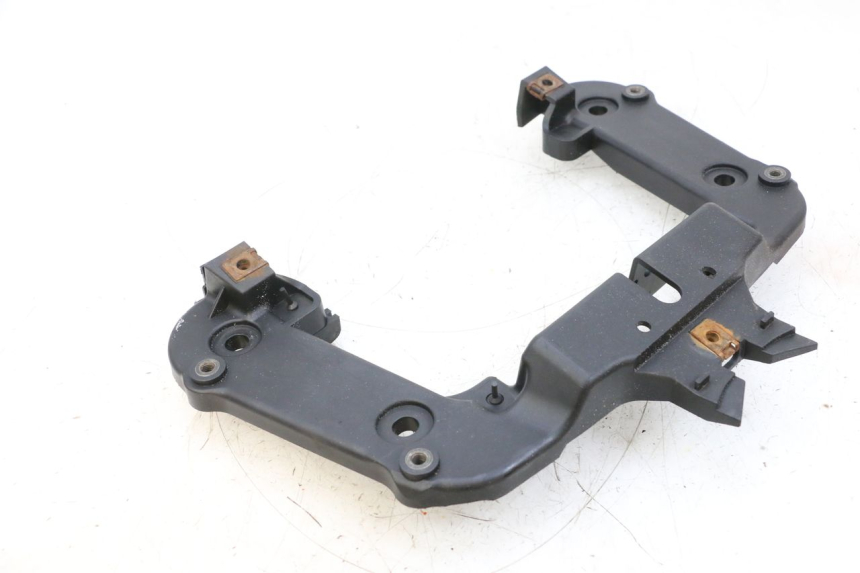 photo de REAR UPPER MIDDLE PANEL YAMAHA NEOS NEO'S 4T 50 (2008 - 2016) - Technical close-up