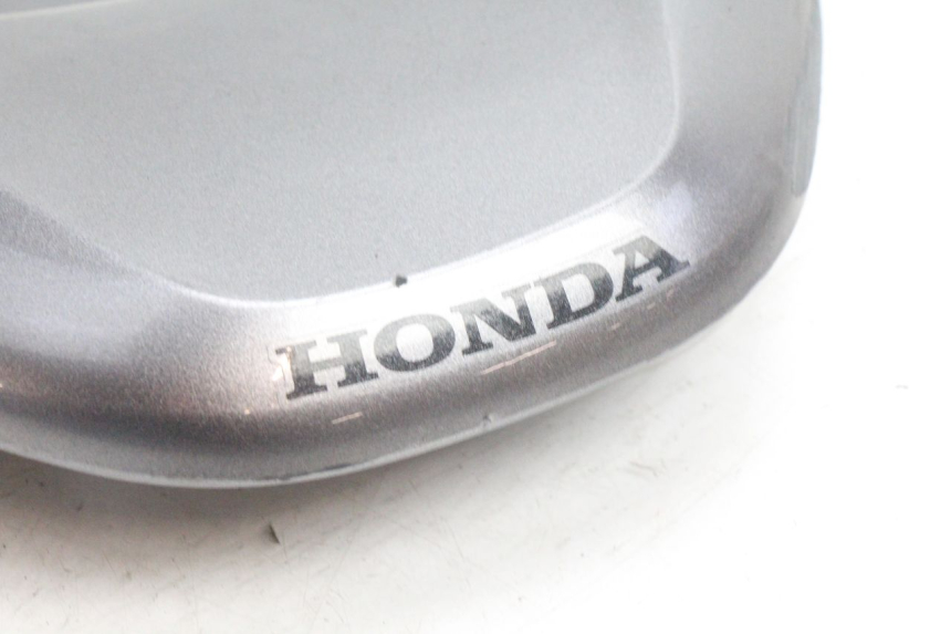 photo de REAR UPPER MIDDLE PANEL HONDA PCX (JF28) 125 (2009 - 2011) - Component detail