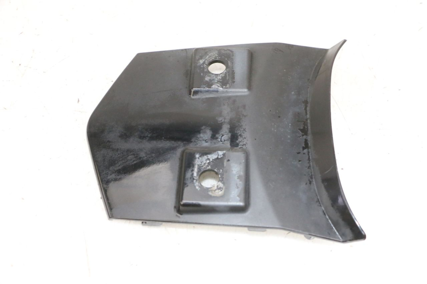 photo de REAR UPPER MIDDLE PANEL DAELIM S1 125 (2007 - 2016) - Alternative perspective