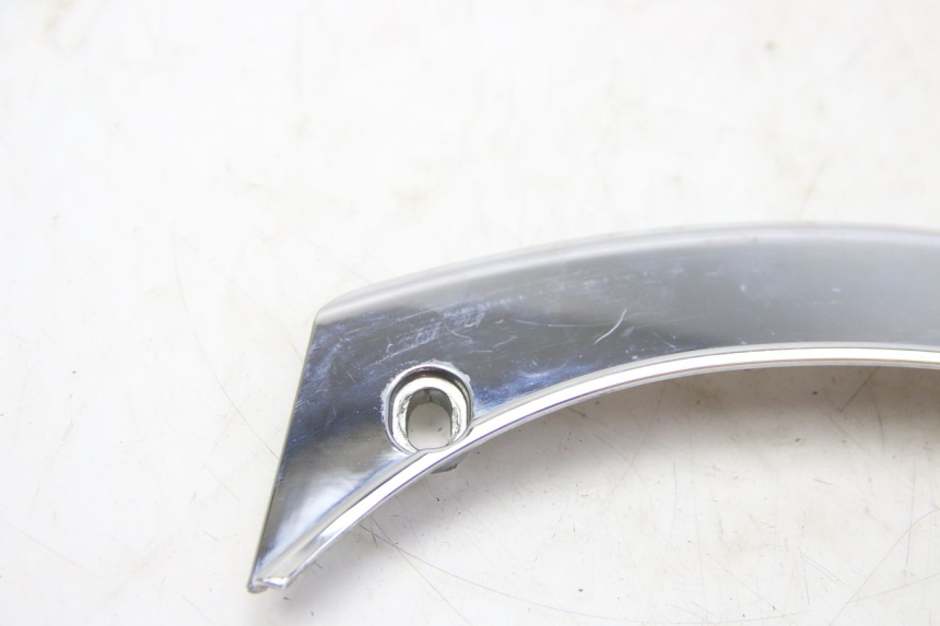 photo de UPPER REAR FAIRING JUNCTION PEUGEOT SATELIS 125 (2006 - 2009) - Product overview