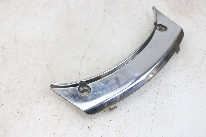 photo de UPPER REAR FAIRING JUNCTION PEUGEOT SATELIS 125 (2006 - 2009) - Component detail