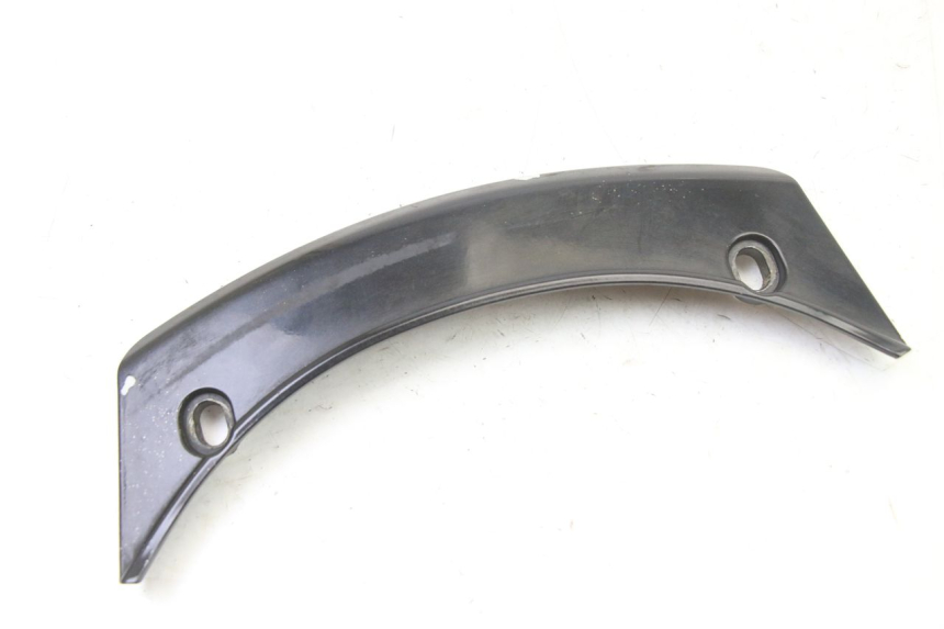 photo de REAR UPPER MIDDLE PANEL PEUGEOT SATELIS 125 (2013 - 2018) - Technical close-up