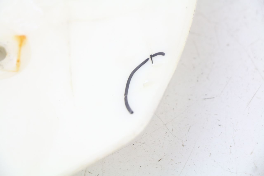 photo de REAR UPPER MIDDLE PANEL RAZZO STEED 125 (2012 - 2018) - Zoom on usage condition