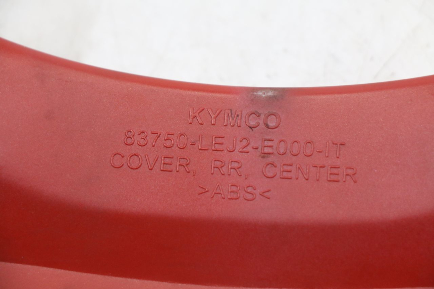 photo de REAR UPPER MIDDLE PANEL KYMCO SUPER 8 125 (2008 - 2015) - Fixing points details