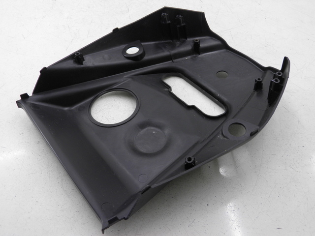 photo de REAR UPPER MIDDLE PANEL SYM ORBIT 2 4T 50 (2008 - 2017) - Product overview