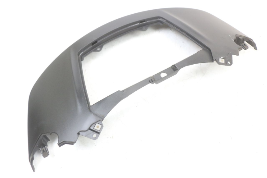 photo de UPPER REAR FAIRING JUNCTION PIAGGIO X10 125 (2012 - 2017) - Fixing points details