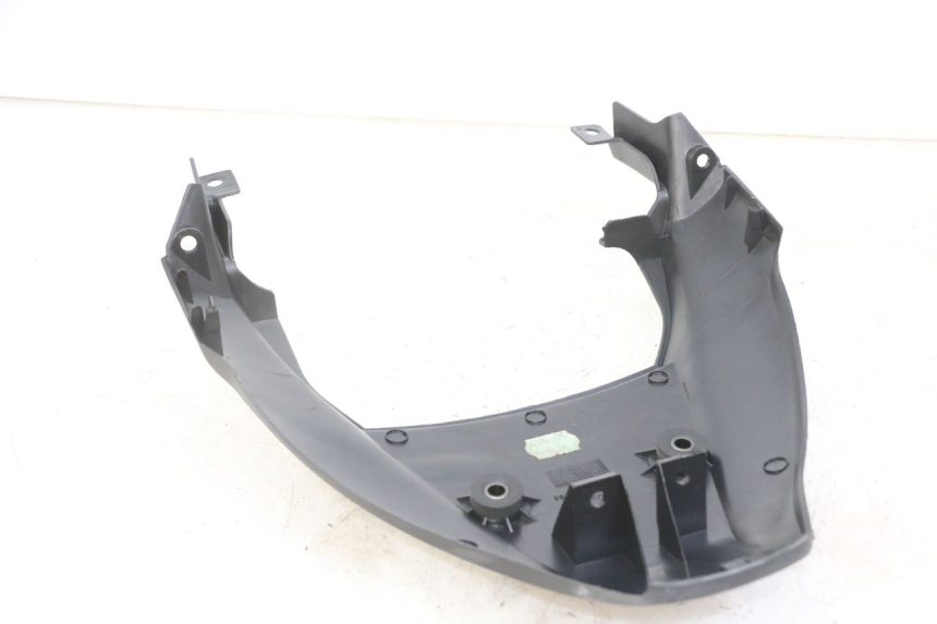 photo de REAR UPPER MIDDLE PANEL HONDA XLV VARADERO 125 (2000 - 2006) - Component detail