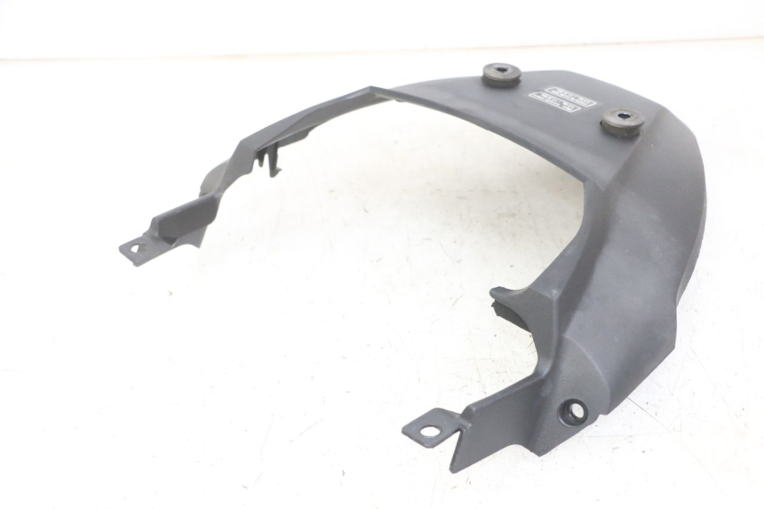 photo de REAR UPPER MIDDLE PANEL HONDA XLV VARADERO 125 (2000 - 2006) - Alternative perspective