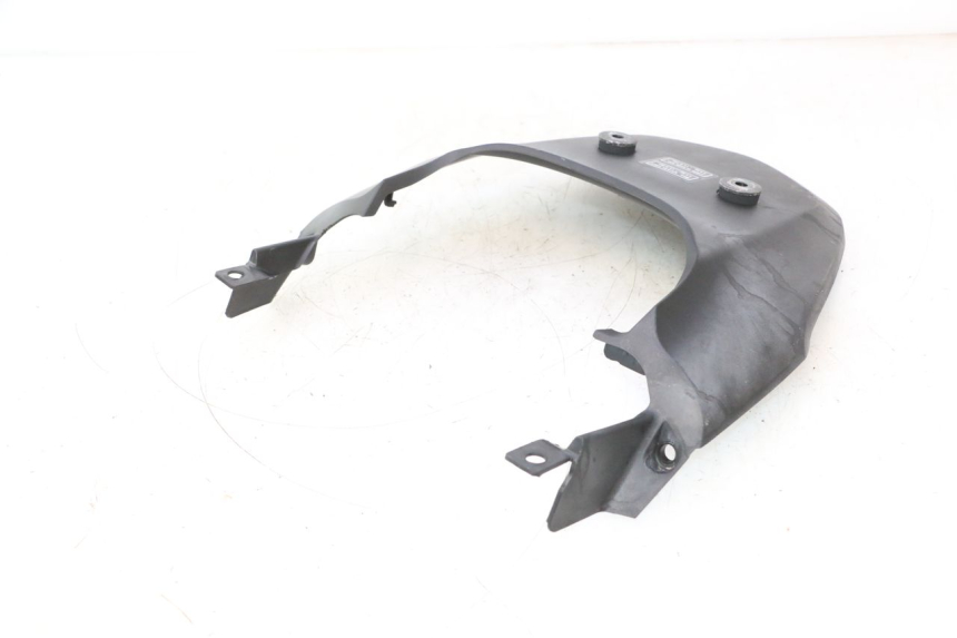 photo de REAR UPPER MIDDLE PANEL HONDA XLV VARADERO 125 (2007 - 2012) - Fixing points details