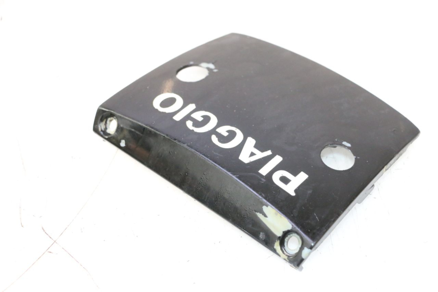 photo de REAR MIDDLE PANEL PIAGGIO TYPHOON 50 (2000 - 2009) - Main view