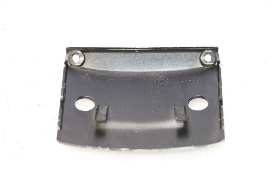 photo de REAR MIDDLE PANEL PIAGGIO TYPHOON 50 (2000 - 2009) - Alternative perspective