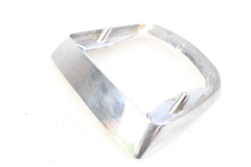 photo de REAR FAIRING JUNCTION PIAGGIO VESPA S 2T 50 (2007 - 2014) - Technical close-up