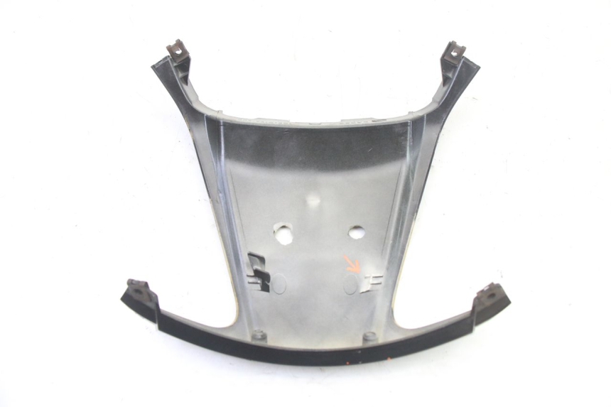 photo de REAR FAIRING JUNCTION YAMAHA XMAX X-MAX 125 (2006 - 2009) - Fixing points details