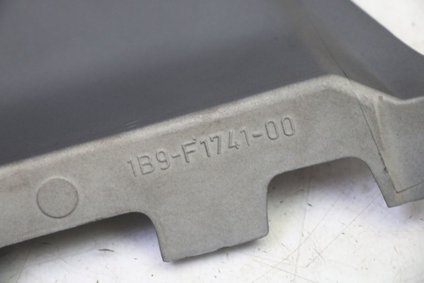 photo de REAR FAIRING JUNCTION YAMAHA X-MAX XMAX 250 (2006 - 2009) - Product overview