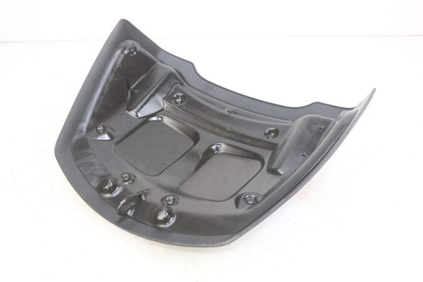 photo de REAR FAIRING JUNCTION PIAGGIO X8 125 (2004 - 2007) - Component detail