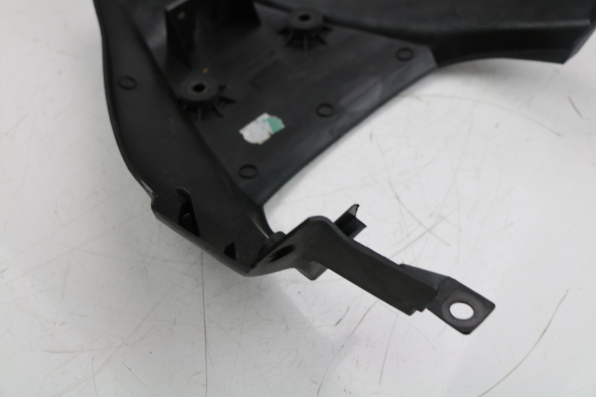photo de REAR MIDDLE PANEL HONDA XLV VARADERO 125 (2000 - 2006) - Component detail