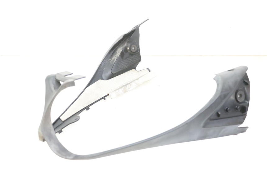 photo de REAR MIDDLE PANEL YAMAHA FZ6 FAZER S2 600 (2007 - 2011) - Product overview