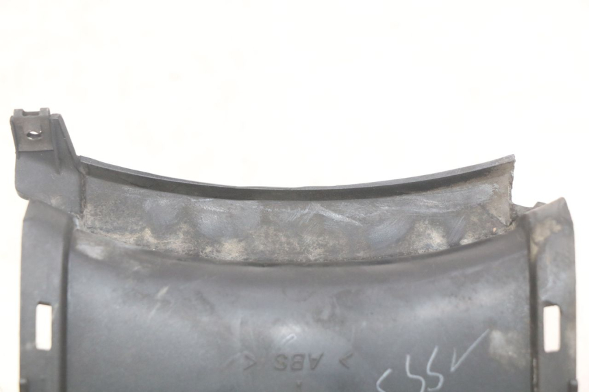 photo de REAR FAIRING JUNCTION YAMAHA YP MAJESTY 125 (2007 - 2010) - Component detail