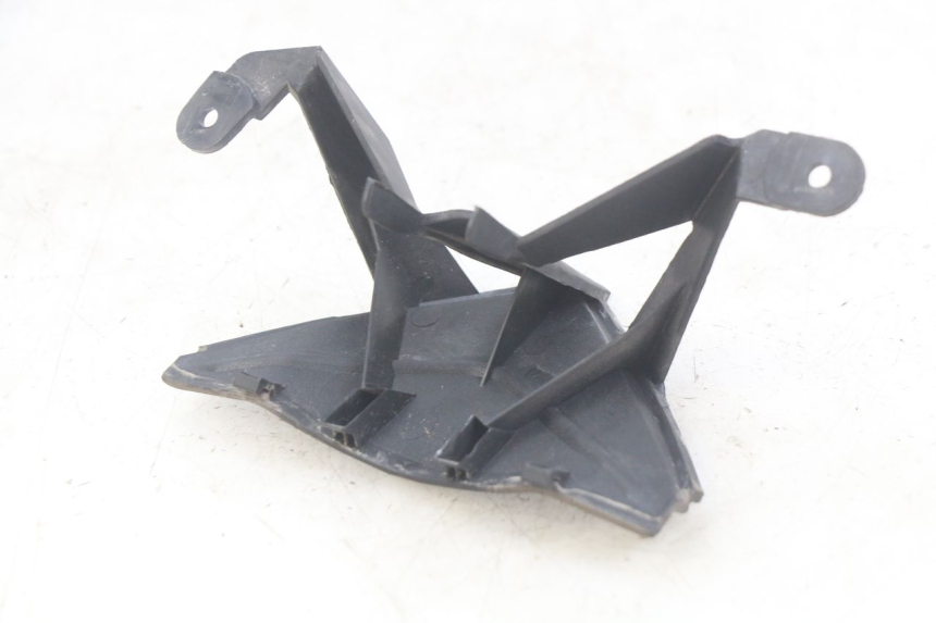 photo de FRONT FAIRING JUNCTION NECO ALEXONE 125 (2017 - 2024) - Zoom on usage condition