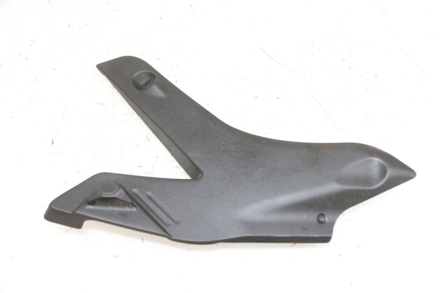 photo de FRONT MIDDLE PANEL SUZUKI BURGMAN 650 (2013 - 2020) - Main view
