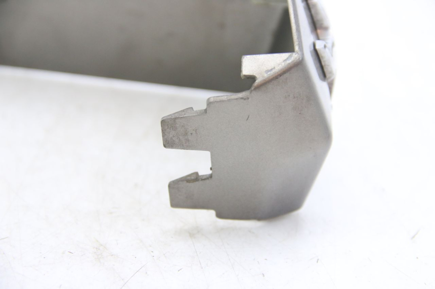 photo de FRONT FAIRING JUNCTION PEUGEOT CITYSTAR 125 (2011 - 2017) - Component detail