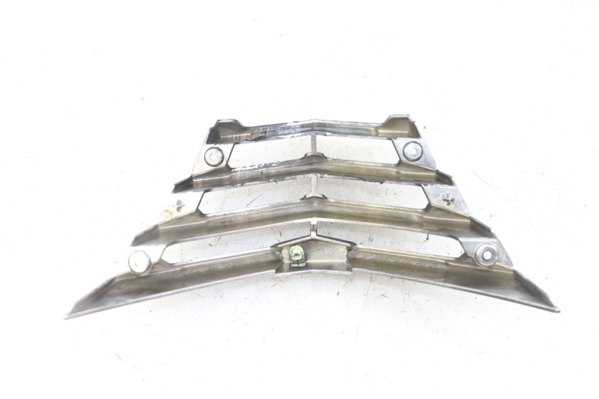 photo de FRONT FAIRING JUNCTION PEUGEOT CITYSTAR 50 (2013 - 2017) - Technical close-up