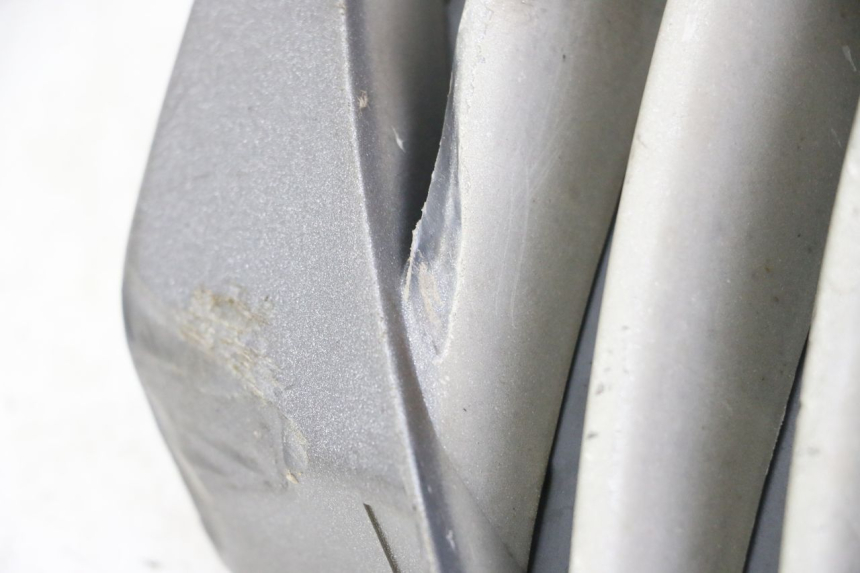 photo de FRONT MIDDLE PANEL PEUGEOT ELYSTAR 50 (2002 - 2014) - Surface and material condition