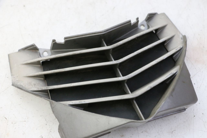 photo de FRONT MIDDLE PANEL PEUGEOT ELYSTAR 50 (2002 - 2014) - Component detail