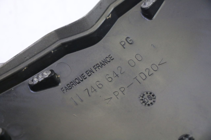 photo de FRONT MIDDLE PANEL PEUGEOT ELYSTAR 50 (2002 - 2014) - Additional view of the item