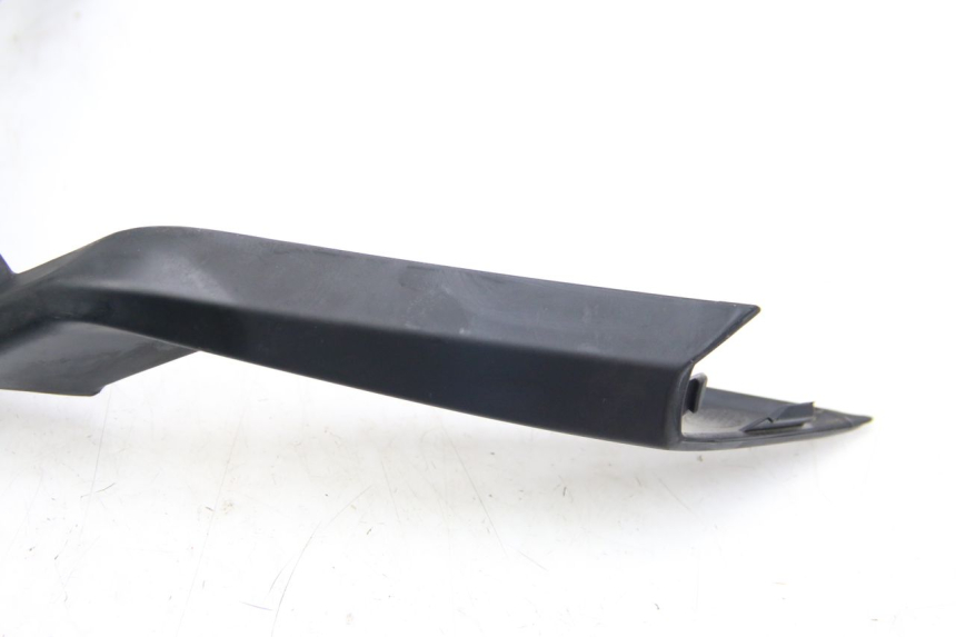 photo de FRONT FAIRING JUNCTION JM MOTORS EVOLIS 4T 50 (2018 - 2022) - Technical close-up