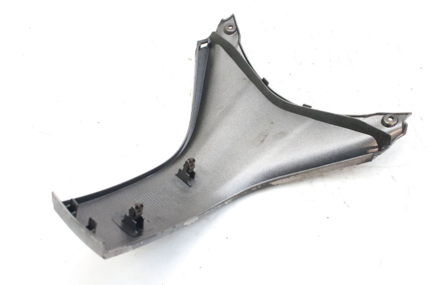 photo de FRONT FAIRING JUNCTION HONDA FES S-WING SWING ABS 125 (2007 - 2015) - Component detail