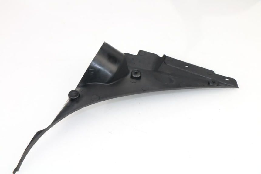 photo de FRONT FAIRING JUNCTION YAMAHA FJR ABS 1300 (2006 - 2012) - Technical close-up