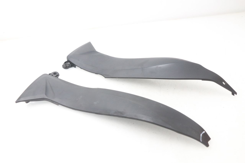 photo de FRONT MIDDLE PANEL  SUZUKI GSX-R GSXR K16 1000 (2012 - 2016) - Main view