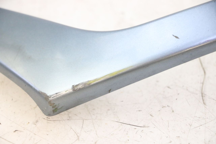 photo de FRONT MIDDLE PANEL DAELIM HISTORY 125 (2001 - 2002) - Technical close-up