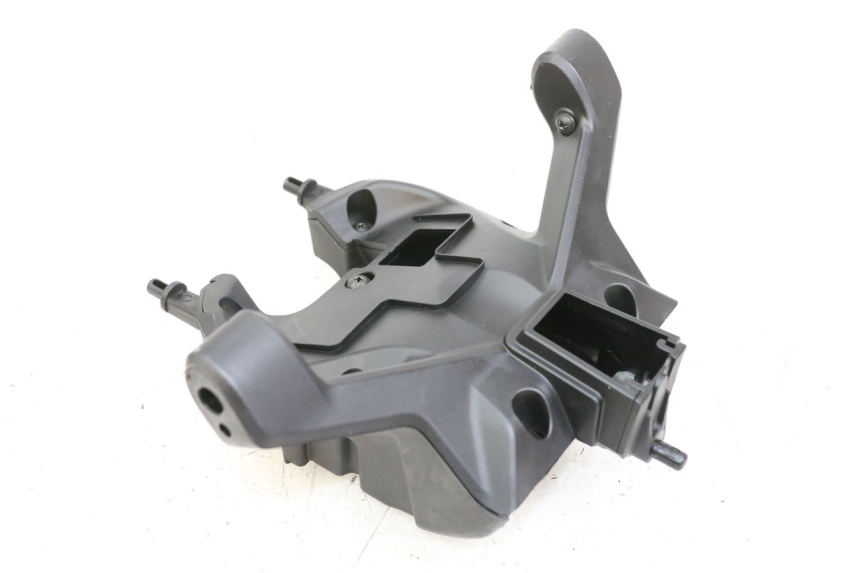 photo de FRONT MIDDLE PANEL HUSQVARNA SVARTPILEN 401 (2018 - 2023) - Alternative perspective