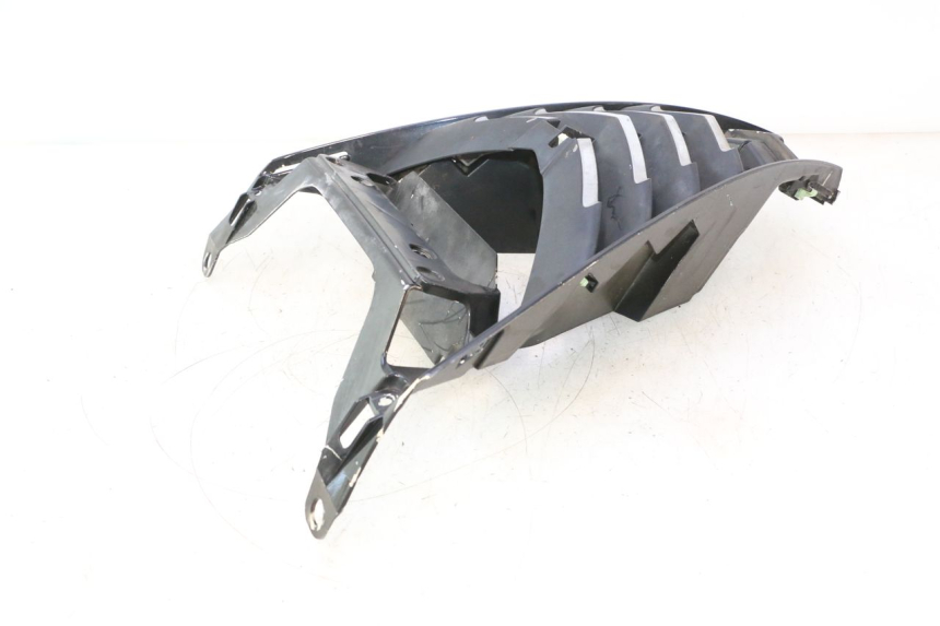 photo de FRONT MIDDLE PANEL PEUGEOT CITYSTAR 125 (2011 - 2017) - Fixing points details
