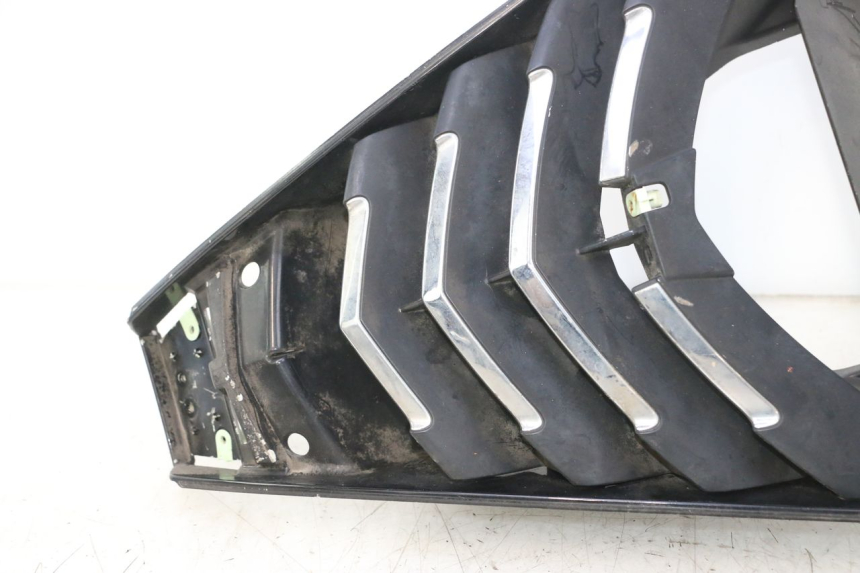 photo de FRONT MIDDLE PANEL PEUGEOT CITYSTAR 125 (2011 - 2017) - Checked used part