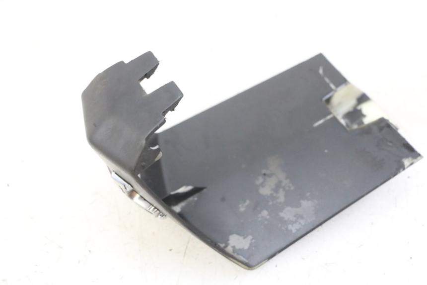 photo de LOWER FRONT FAIRING JUNCTION PEUGEOT CITYSTAR 50 (2013 - 2017) - Component detail